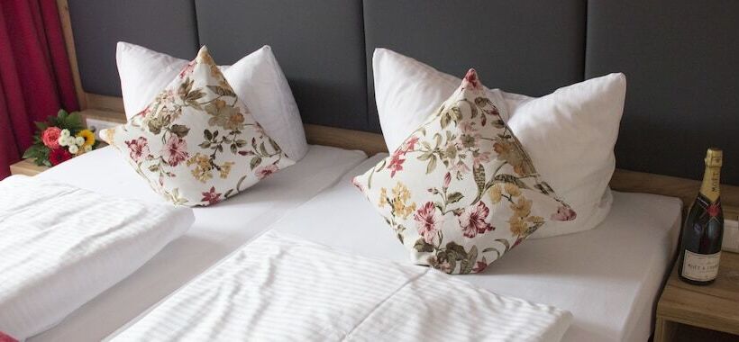 Deluxe Room, Am Siebersturm