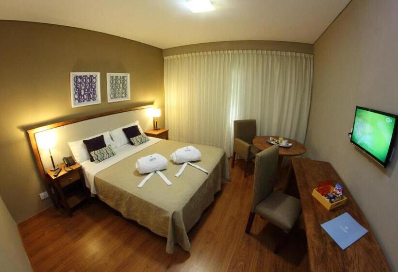 Номер Executive, Wyndham Garden Campana