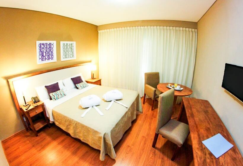 Номер Executive, Wyndham Garden Campana