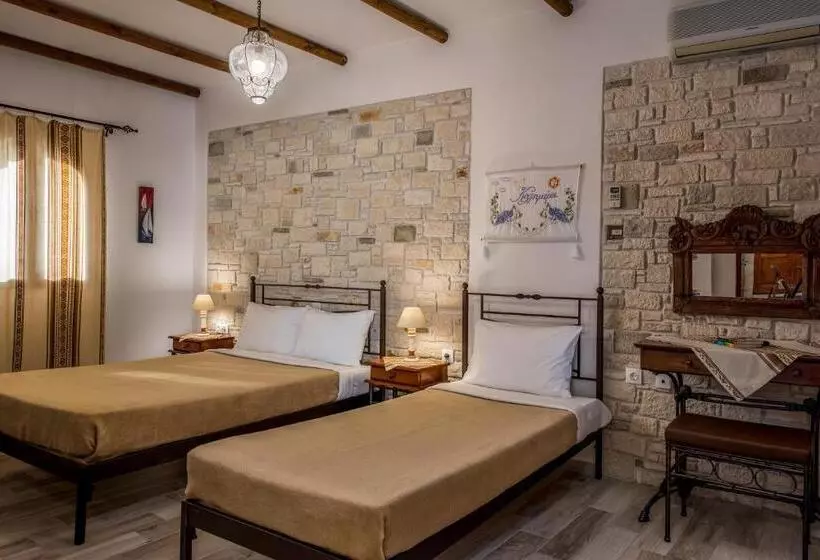 スタンダードトリプルルーム, Cretan Villa