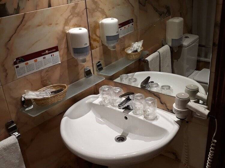 اتاق استاندارد, Eth Pomer