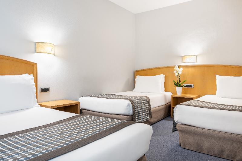 חדר סטנדרט לשלושה, Exe Area Central