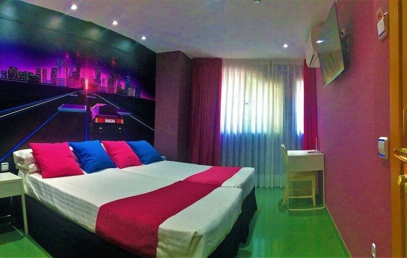 اتاق استاندارد, Indiana