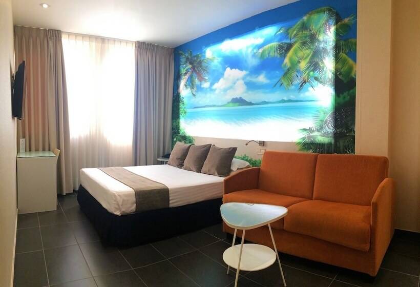 اتاق لوکس سه تخته, Indiana