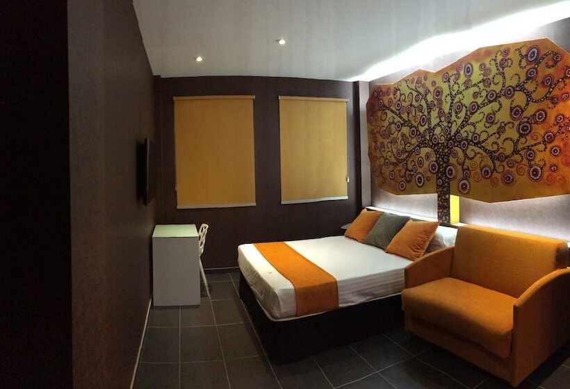 اتاق لوکس سه تخته, Indiana