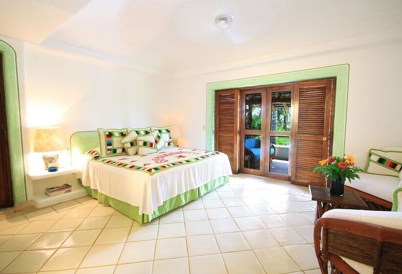 Bahçe Manzaralı Süit, Las Alamandas