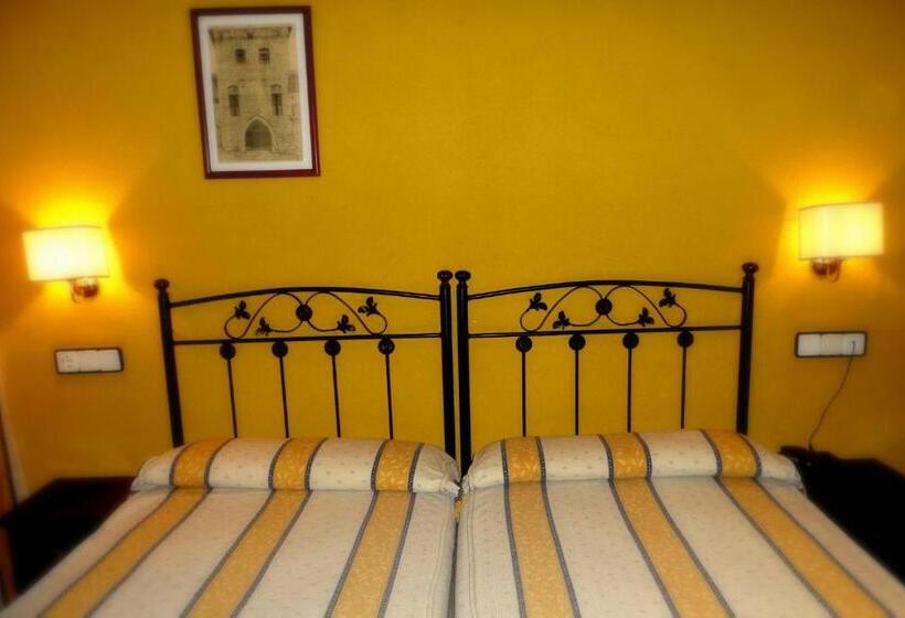 اتاق استاندارد چهار تخته, Los Hidalgos