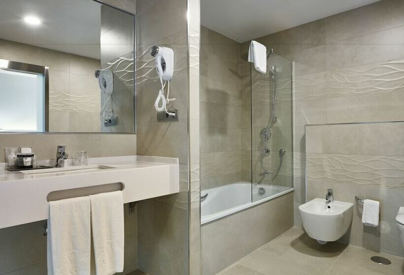 수피리어 룸, Maestranza