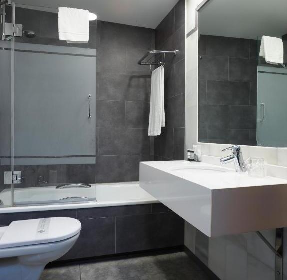 기본룸, Maestranza