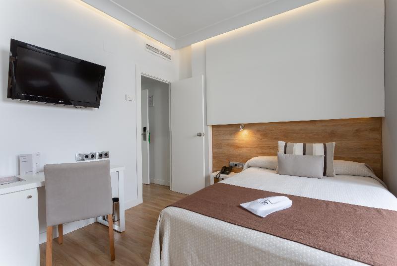 اتاق استاندارد یک نفره, Monte Carmelo