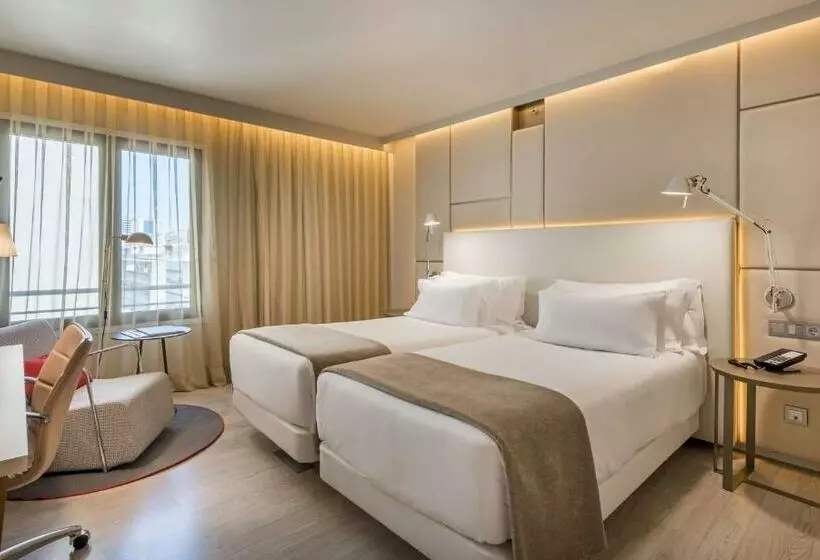Suite com Terraço, NH Collection Lisboa Liberdade