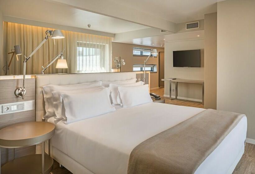 Suite with Terrace, NH Collection Lisboa Liberdade