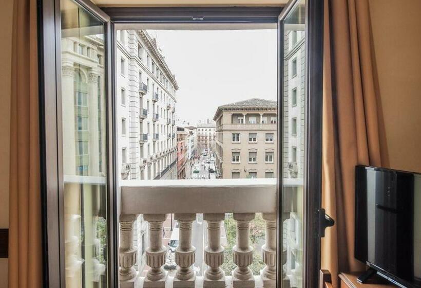 스탠다드 룸, Oriente