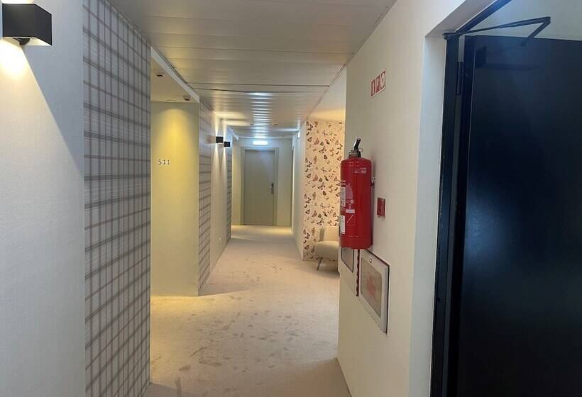 스탠다드 룸, Oriente