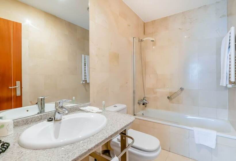 غرفة قياسية, Ponferrada Plaza