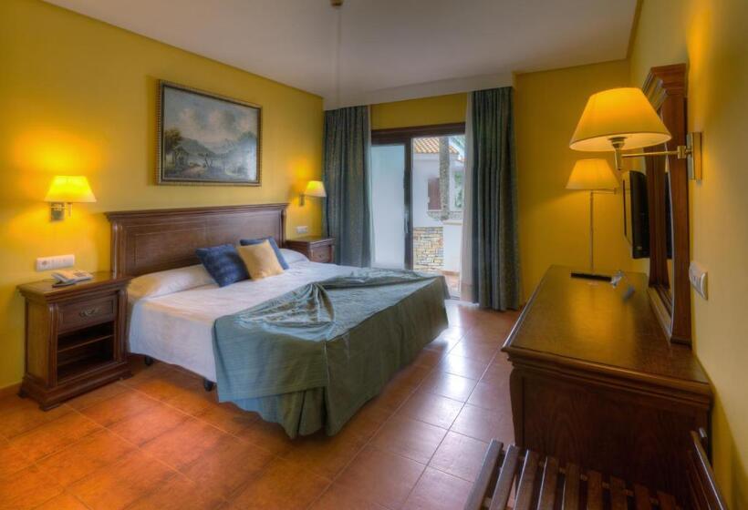 プールビュースタンダードルーム, Porfirio