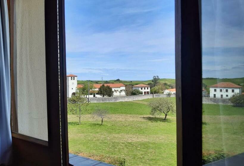 غرفة قياسية فردية, Hontoria