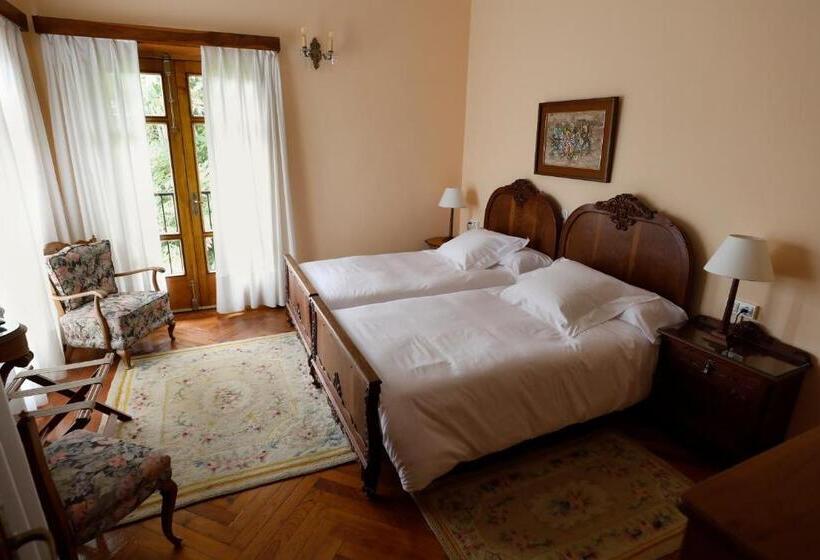 غرفة قياسية, Hontoria