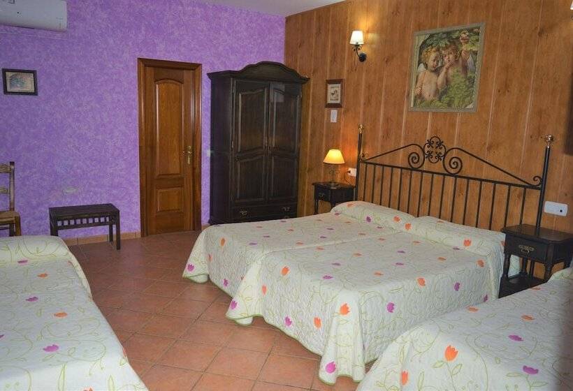 غرفة عائلية, Hospedium Hotel Rural Soterraña
