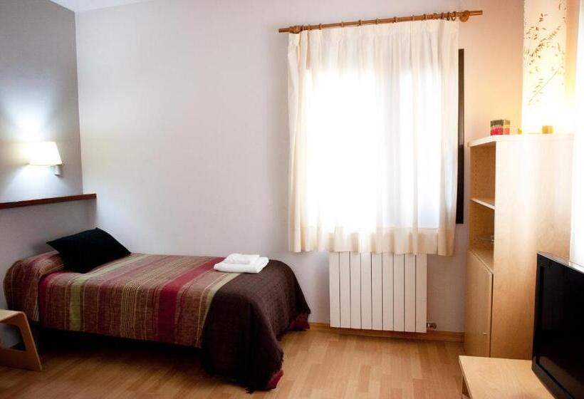 Семейный Номер, Seva