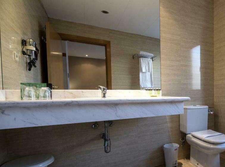 Номер Стандарт, Silken Sant Gervasi