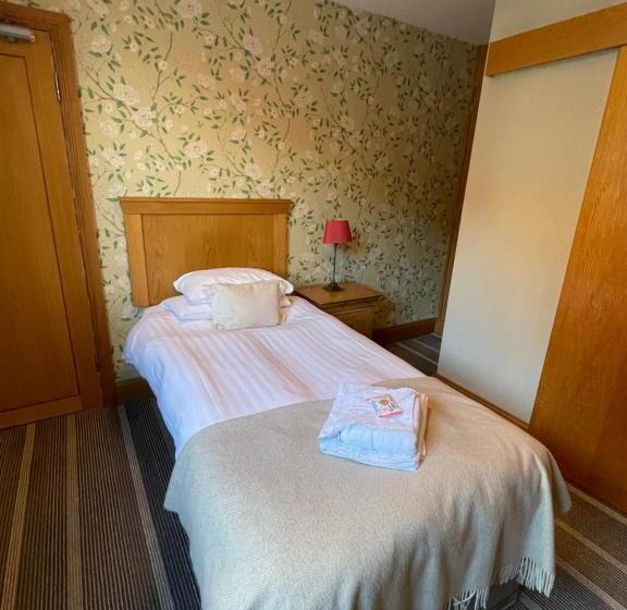 חדר סטנדרט יחיד, The Mary Mount