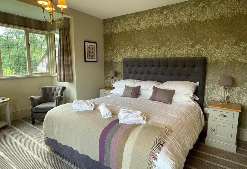 חדר דלוקס, The Mary Mount