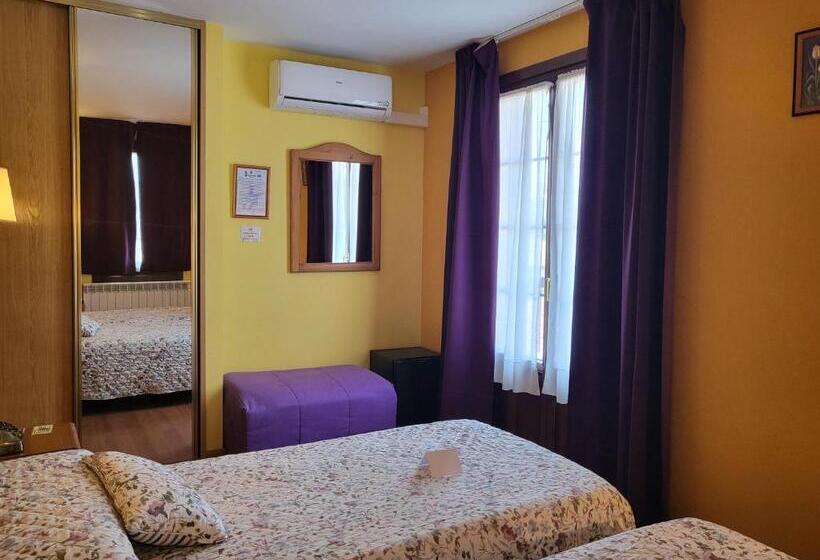 Номер Superior, Virginia R.h