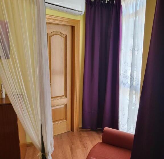 Номер Superior, Virginia R.h