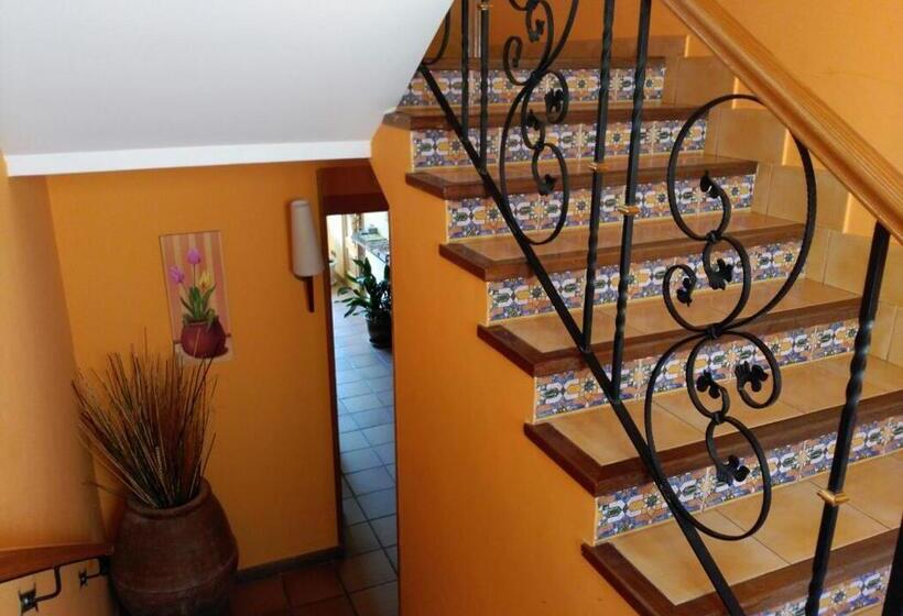 Номер Superior с Видом, Virginia R.h