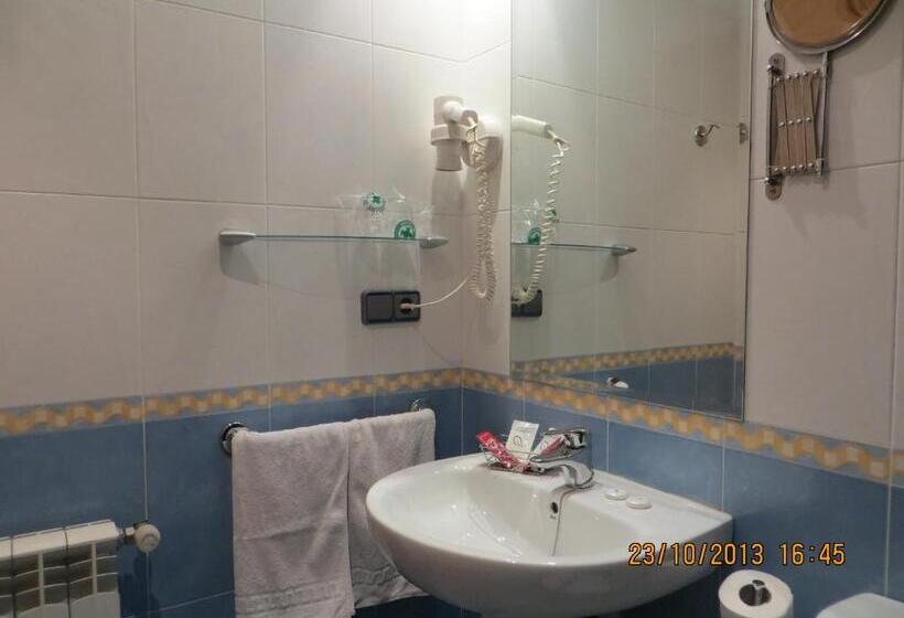 Номер Стандарт Индивидуальный, Virginia R.h