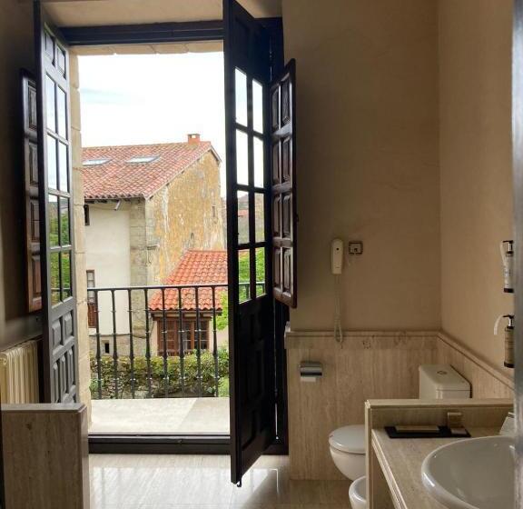 اتاق استاندارد, Parador De Santillana Gil Blas