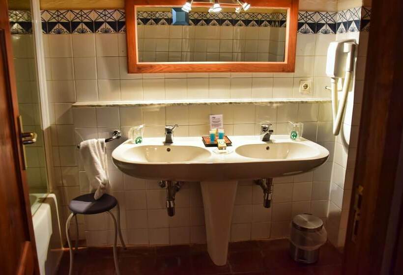 수피리어 룸, Real Posada De La Mesta