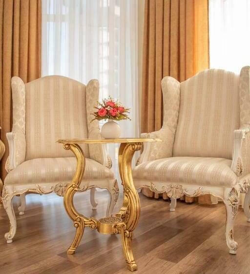 带大床的标准间, Otantik Shumen