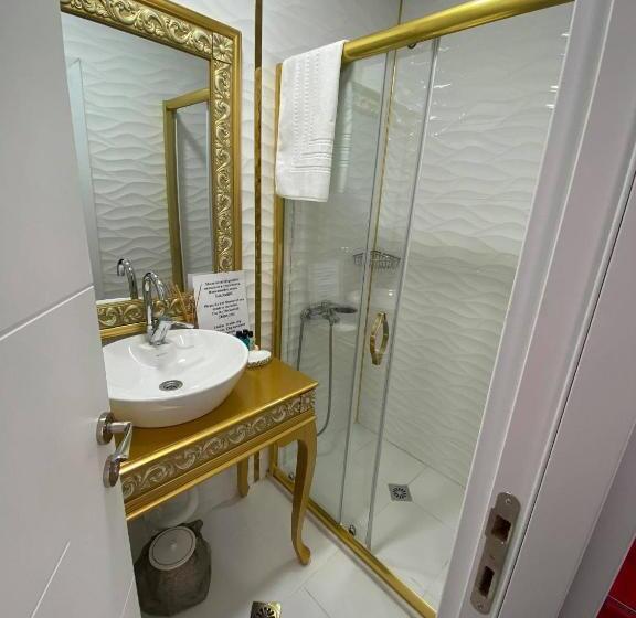 豪华房间, Otantik Shumen