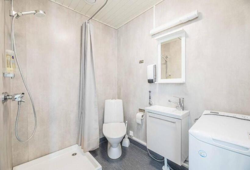 غرفة عائلية, Vanha Postitalo