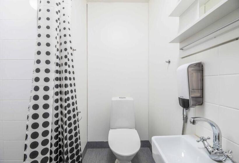 غرفة عائلية, Vanha Postitalo