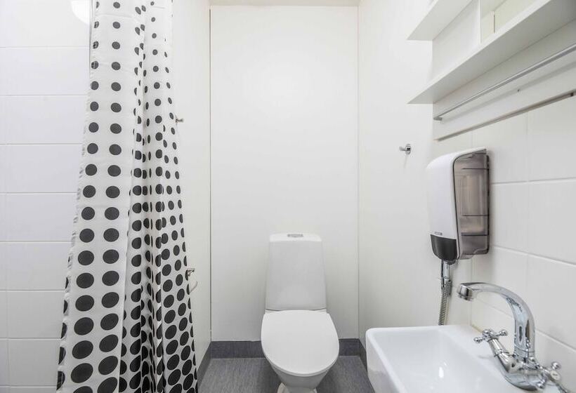 غرفة عائلية, Vanha Postitalo