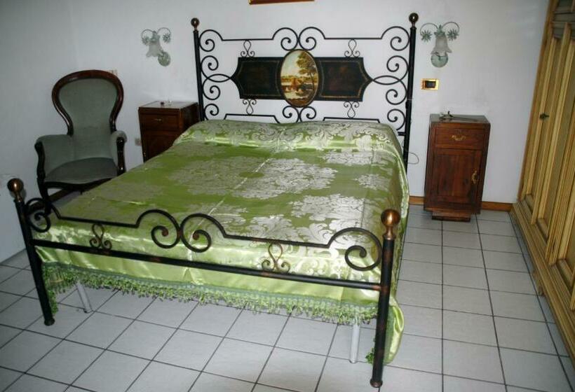 חדר דלוקס, Casalbergo700