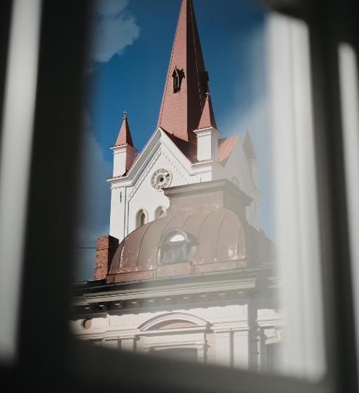 اتاق استاندارد, Vanadziņa Māja