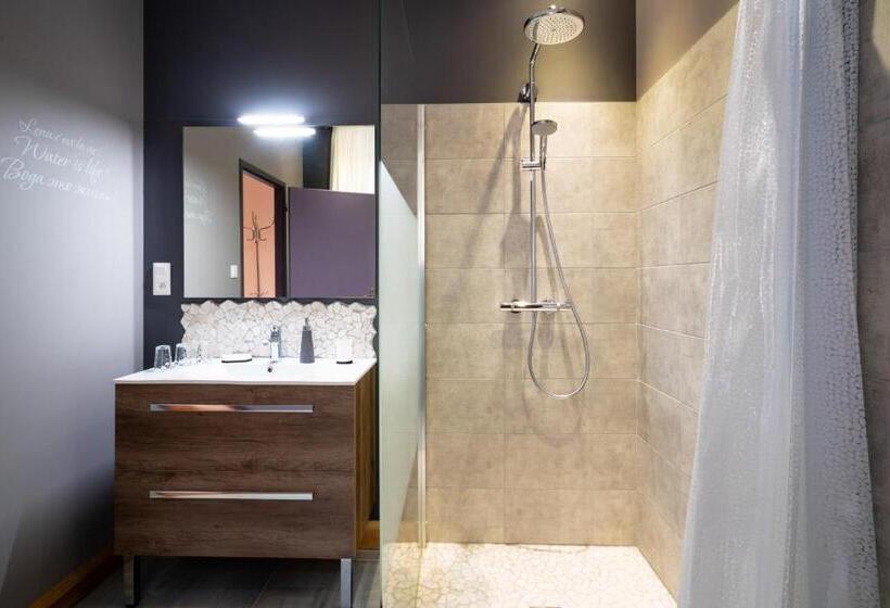 스탠다드 룸, Le Mont Besset