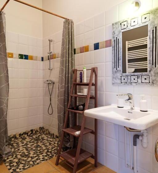 패밀리 스위트, Le Mont Besset