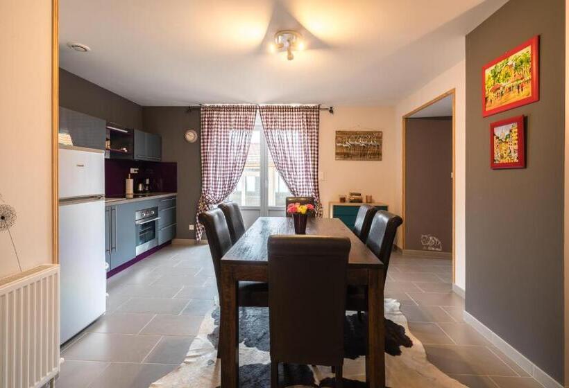 패밀리 스튜디오, Le Mont Besset