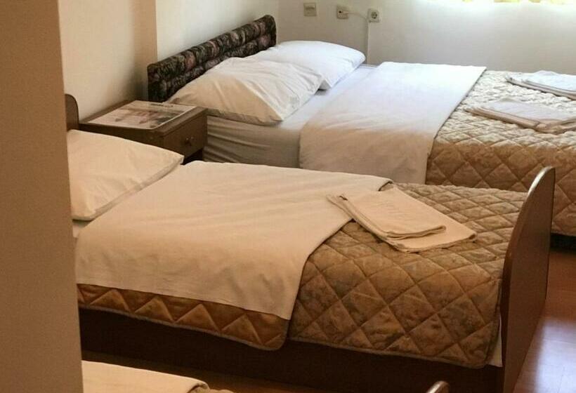 اتاق استاندارد چهار تخته, Pervan