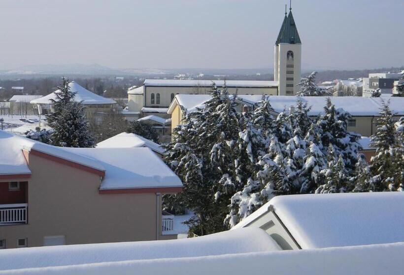 اتاق استاندارد, Pervan