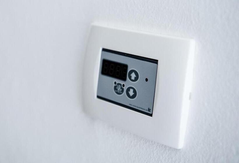 اتاق استاندارد, Pervan