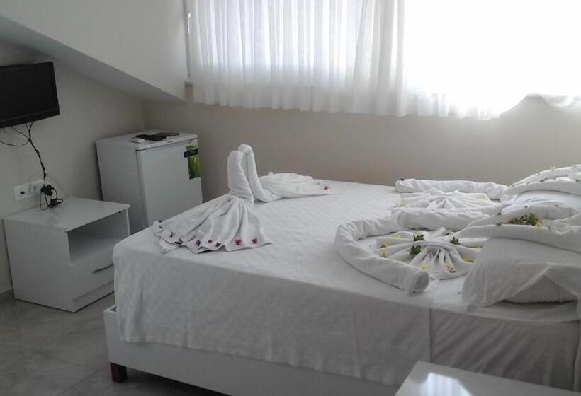 اتاق راحتی سه تخته, Vira Hotel Dalyan