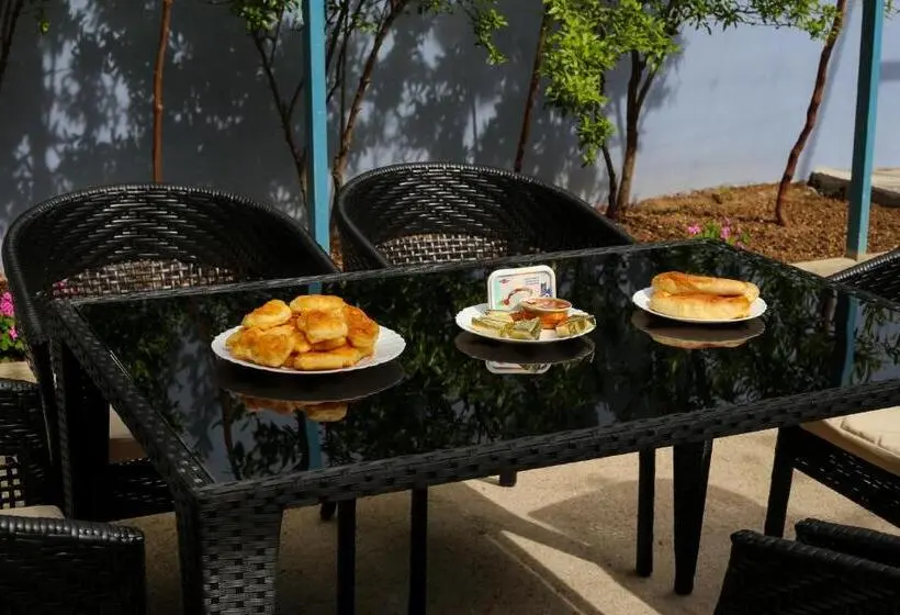 اتاق استاندارد, Guesthouse Aurora