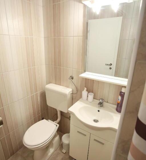 اتاق استاندارد, Guesthouse Aurora