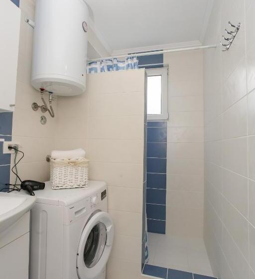 اتاق استاندارد چهار تخته, Guesthouse Aurora